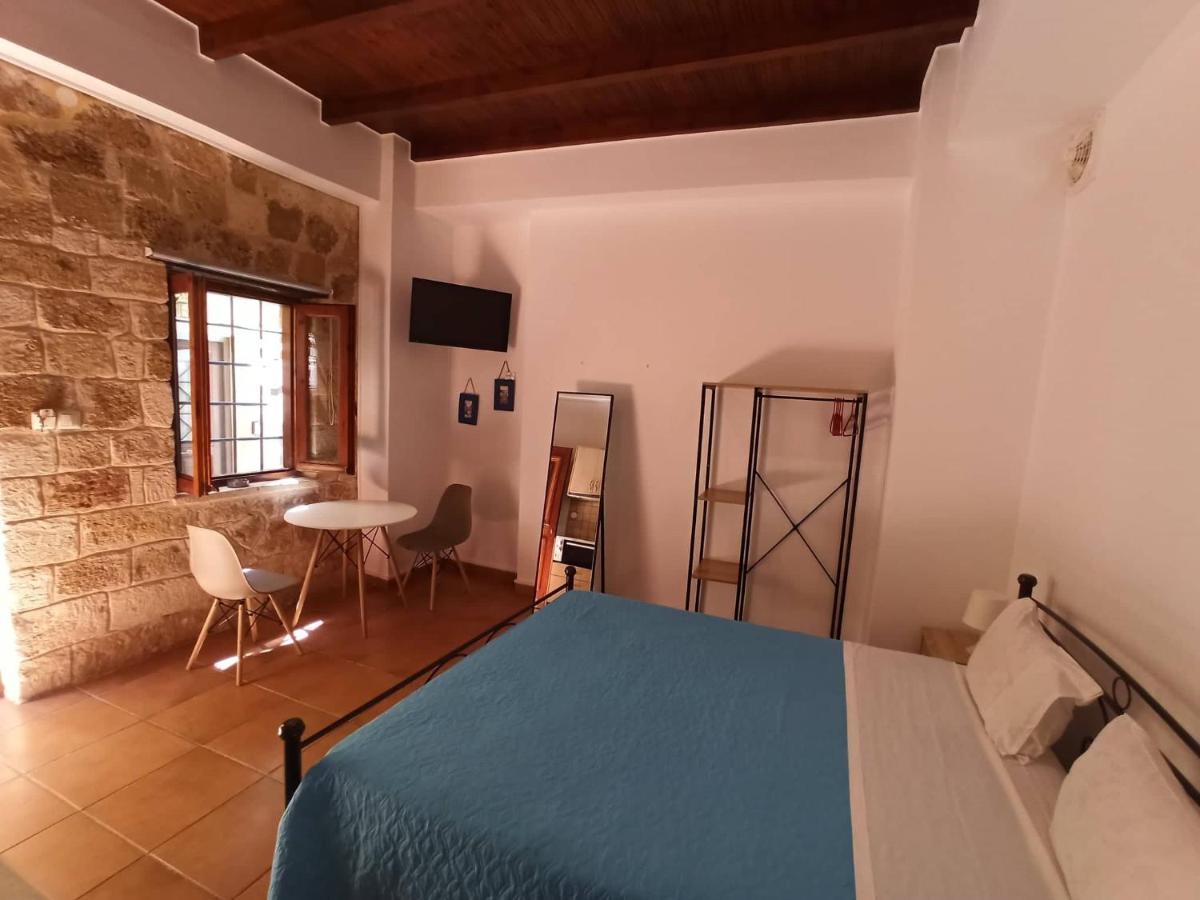 Katerina Traditional Rooms Chania  ภายนอก รูปภาพ