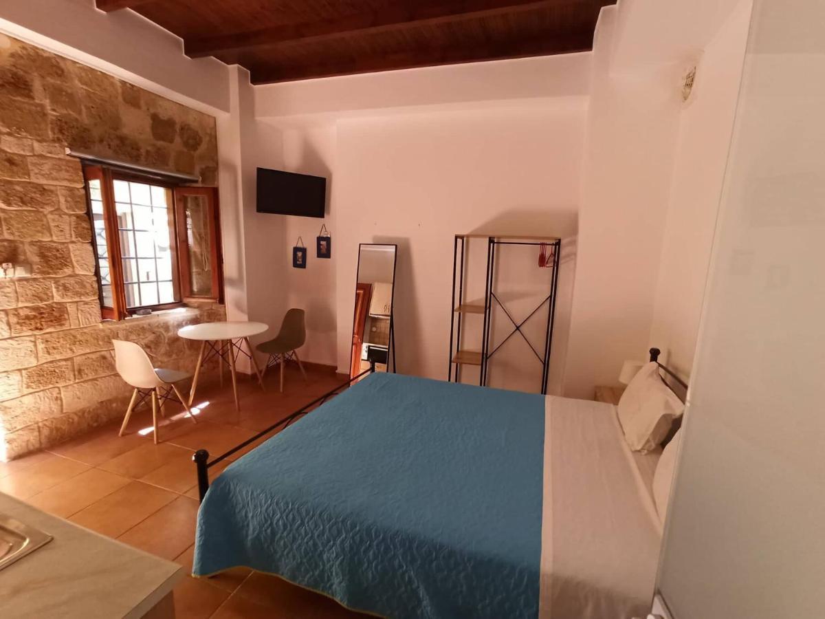 Katerina Traditional Rooms Chania  ภายนอก รูปภาพ