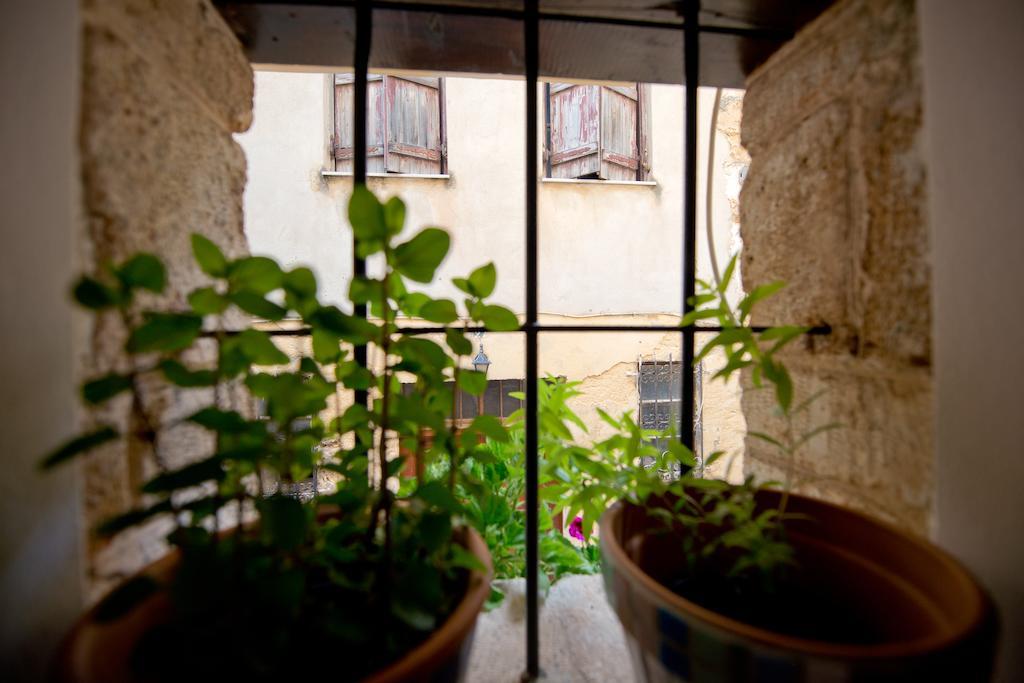 Katerina Traditional Rooms Chania  ห้อง รูปภาพ