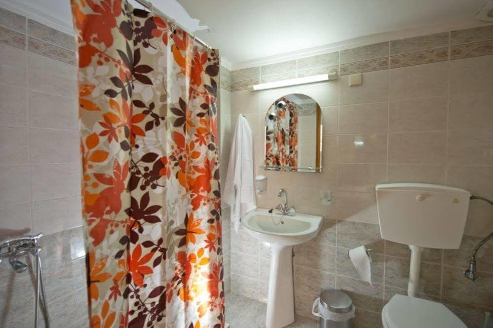 Katerina Traditional Rooms Chania  ภายนอก รูปภาพ