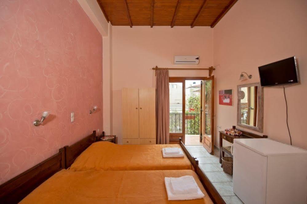 Katerina Traditional Rooms Chania  ภายนอก รูปภาพ