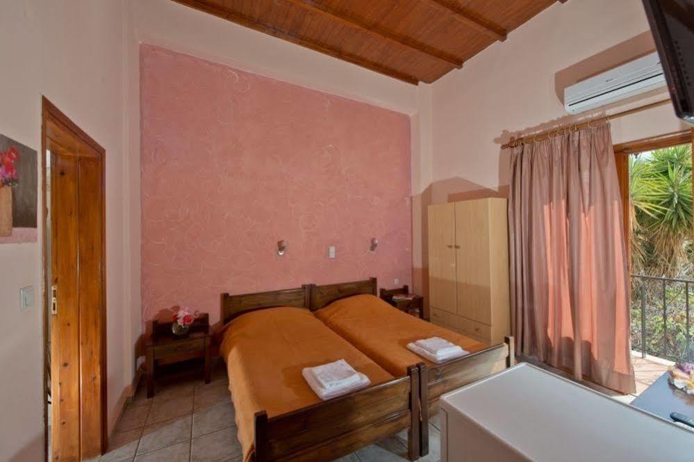 Katerina Traditional Rooms Chania  ภายนอก รูปภาพ