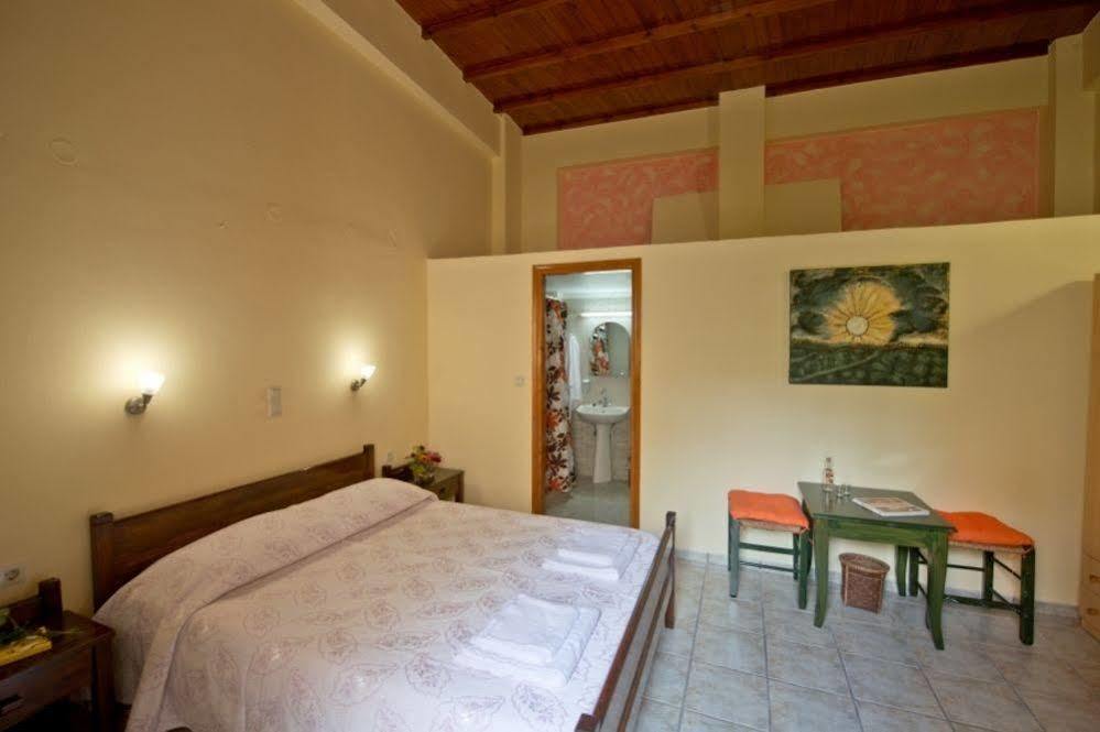 Katerina Traditional Rooms Chania  ภายนอก รูปภาพ